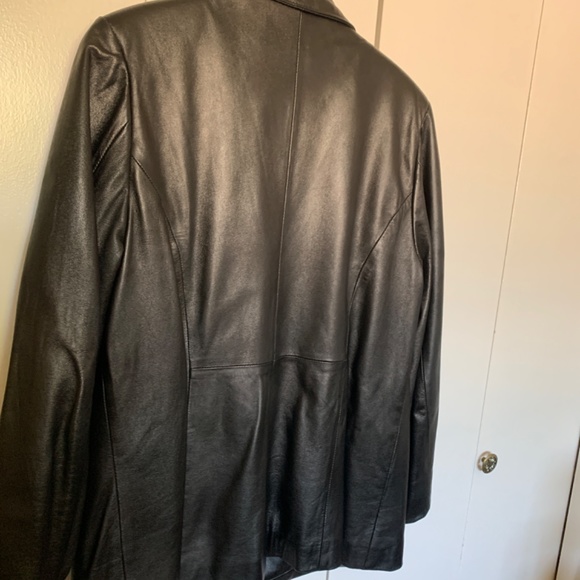 Leather jacket - Picture 2 of 2